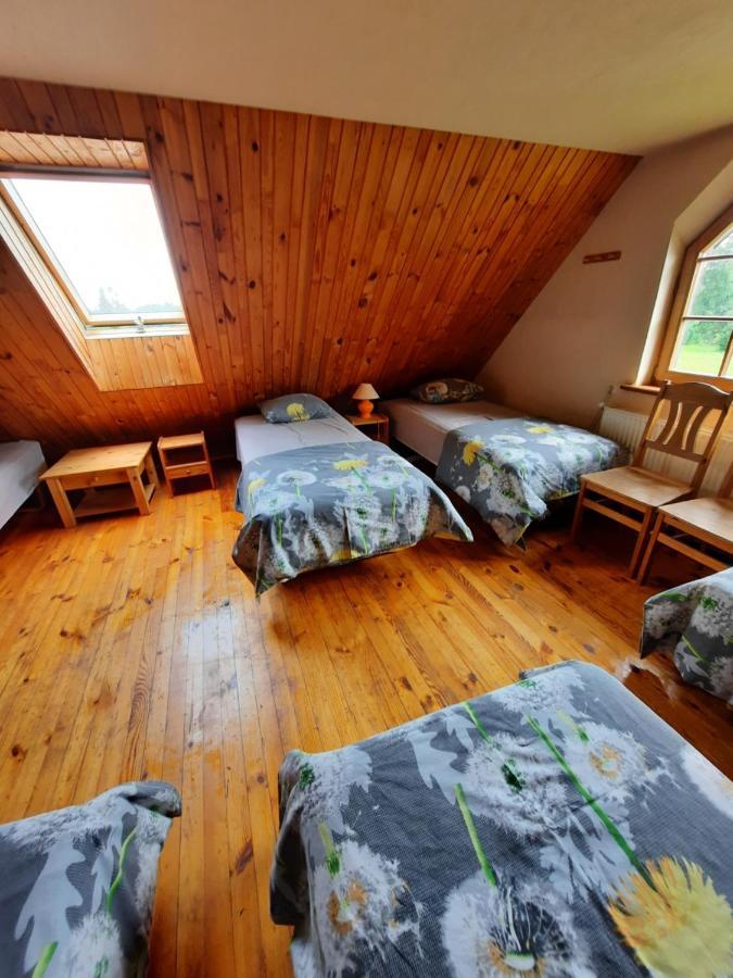 Jaun-Ievinas Hotel Rauna Kültér fotó