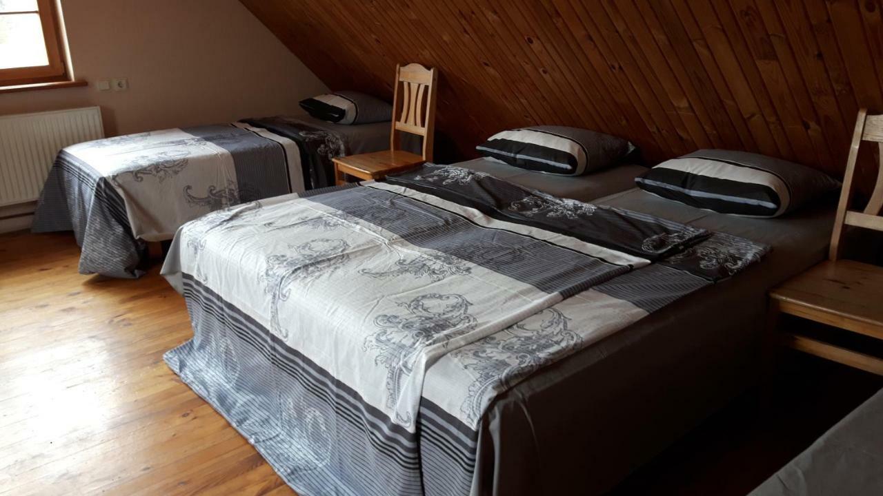Jaun-Ievinas Hotel Rauna Kültér fotó